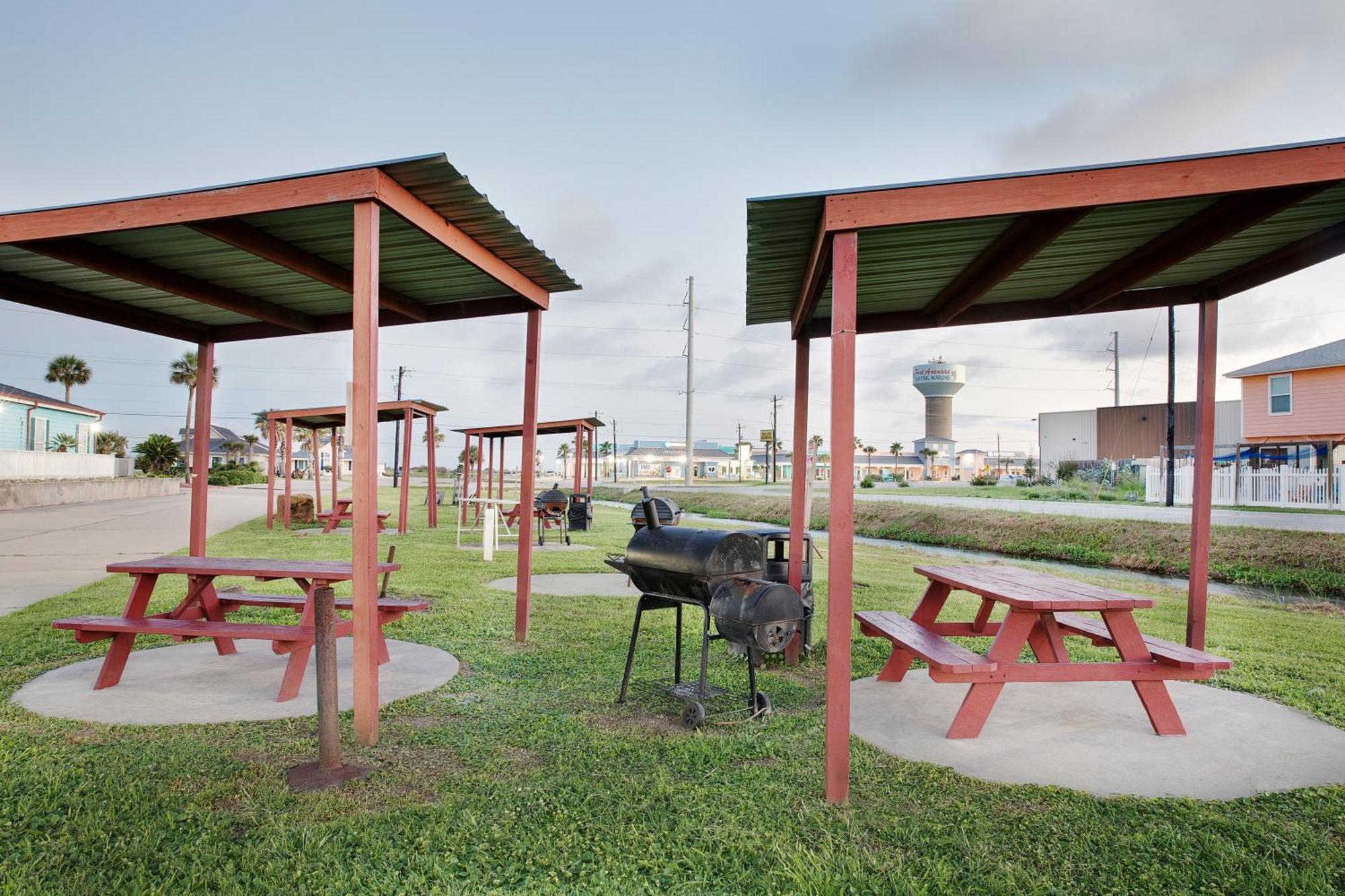 Plantation Suites And Conference Center Port Aransas Exterior photo