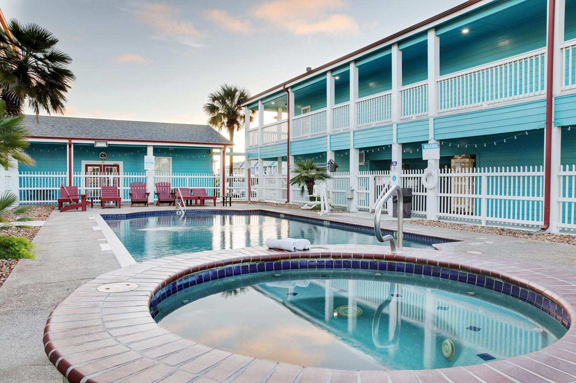 Plantation Suites And Conference Center Port Aransas Exterior photo